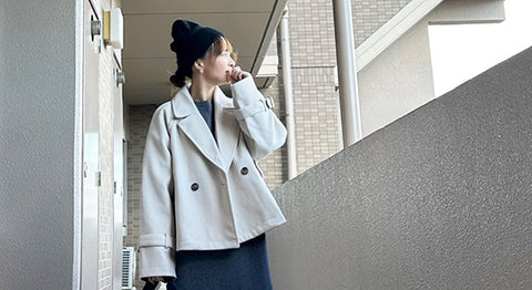 冬コーデを引き締める黒帽子。着こなしの幅が広がる合わせ方