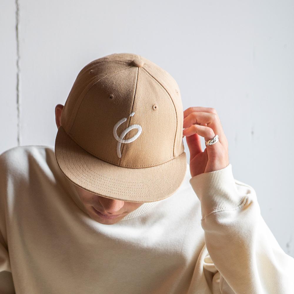 IP刺繍フラットバイザーCAP