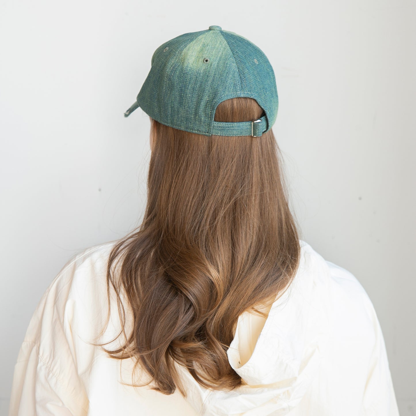 デニム刺繍キャップ