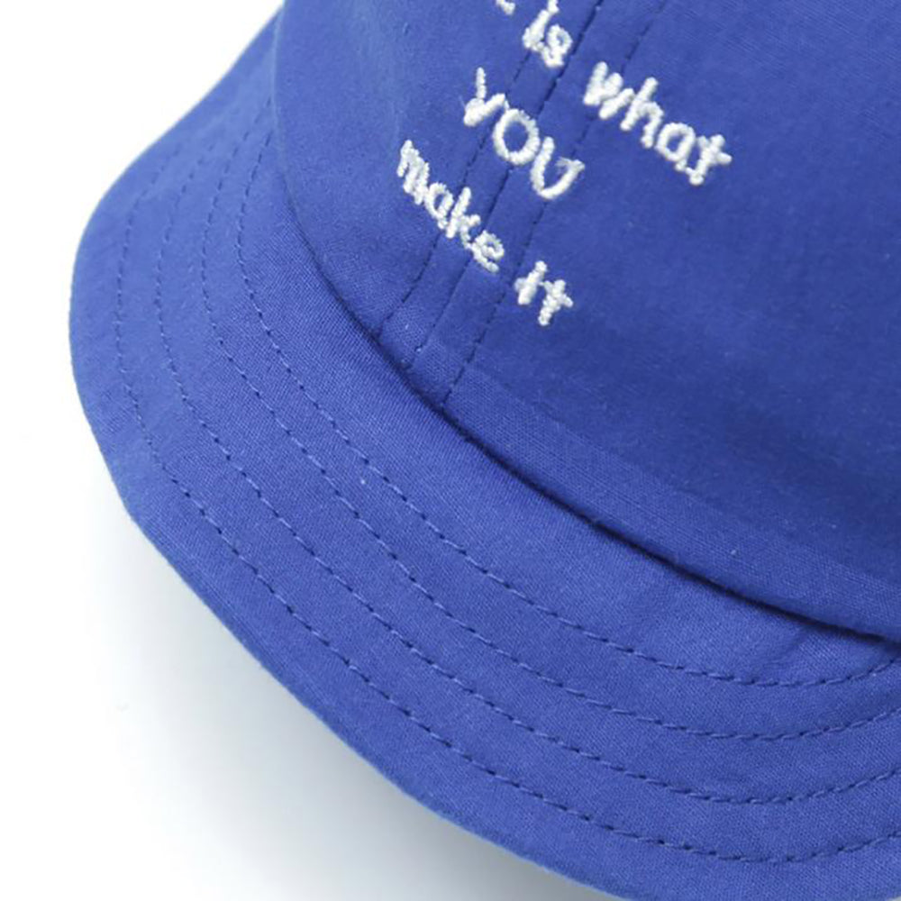 ロゴ入タレ付きメッシュキャップ