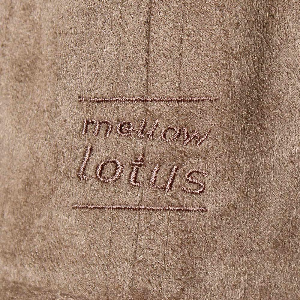LOTUSスエード刺繍キャップ